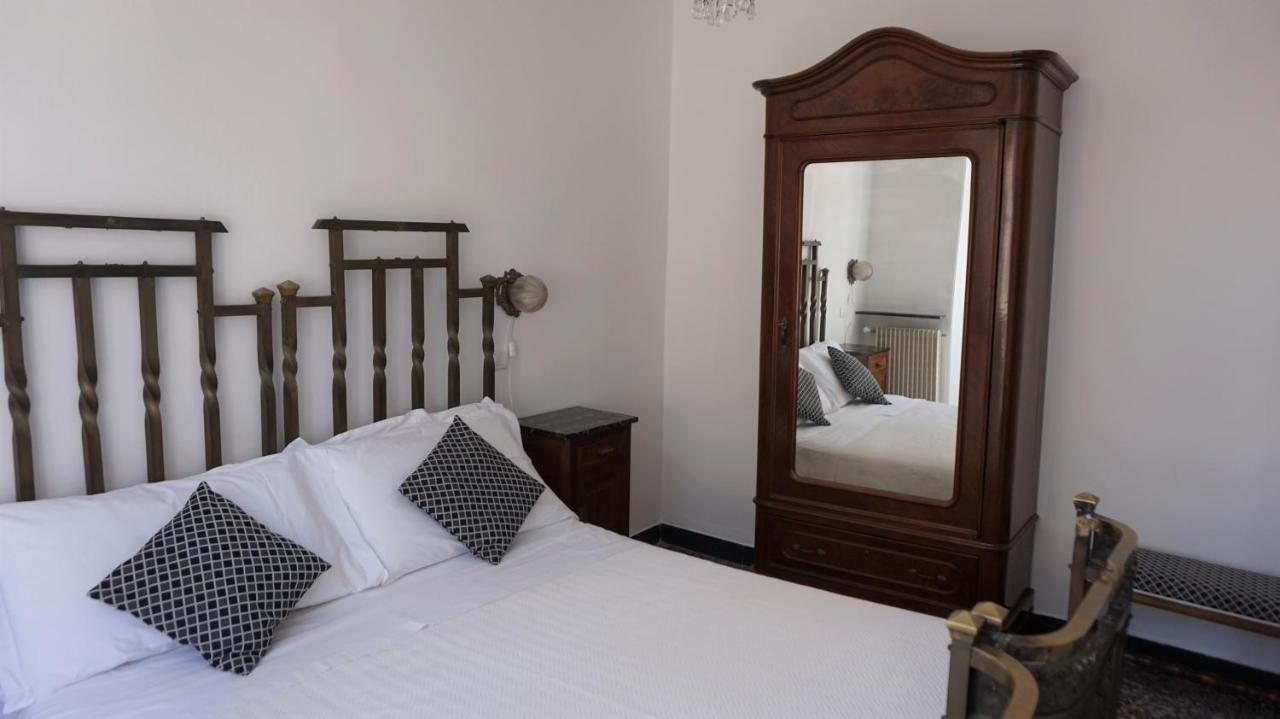 ジェノヴァ Le Coccole Bed & Breakfast エクステリア 写真